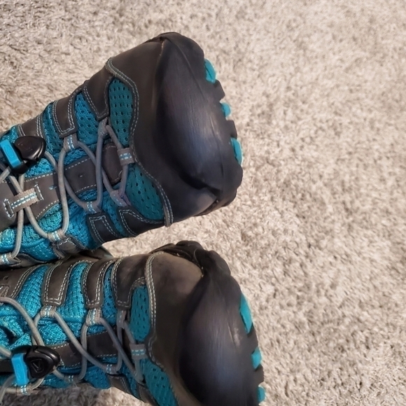 𝅺KEEN Outdoor Hiking Shoes - Picture 12 of 12